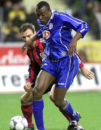 及更广泛的 及更广泛的